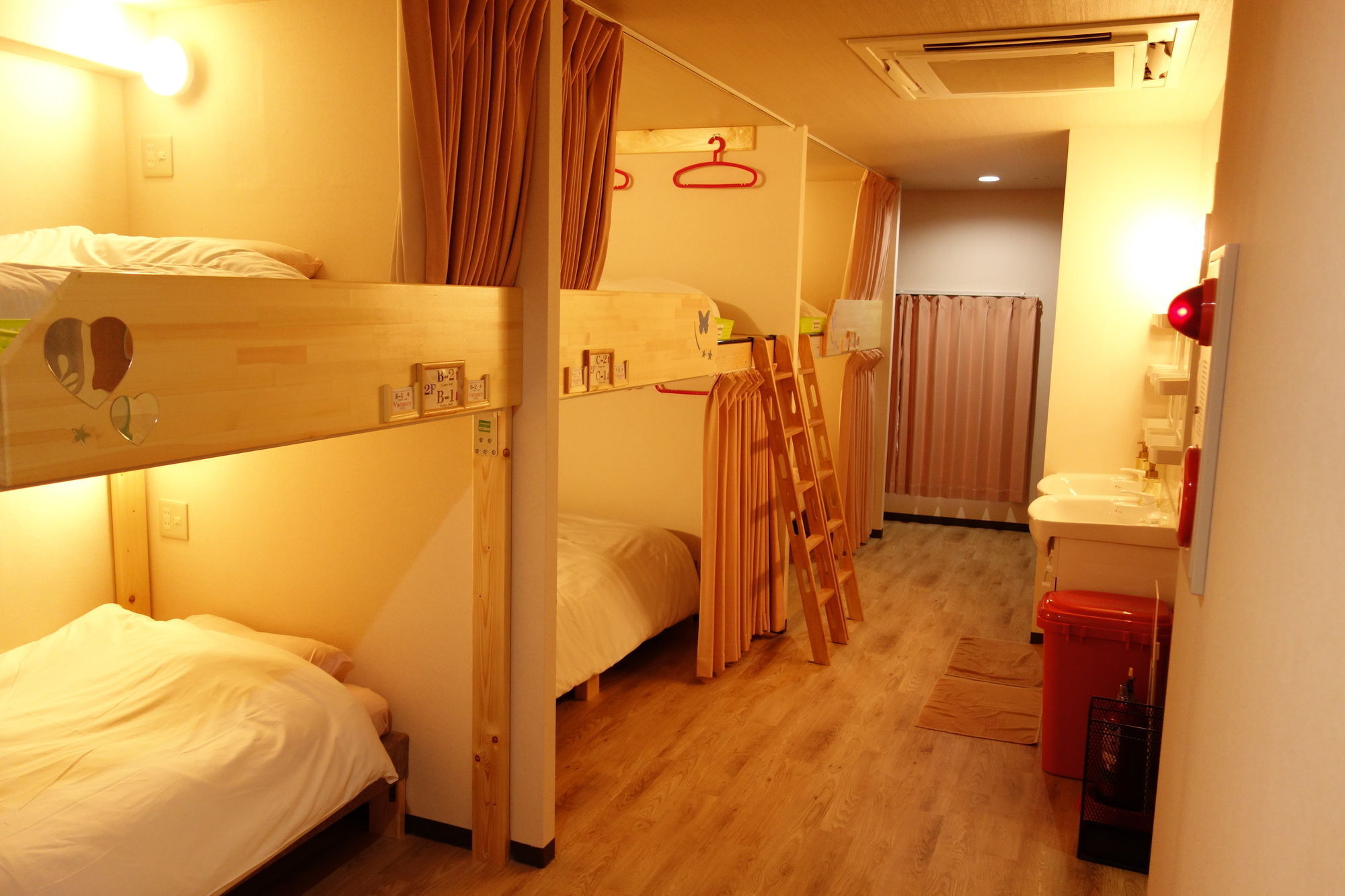 大阪 Kens House酒店 外观 照片